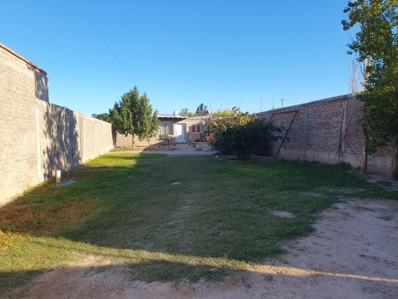Venta De Terreno Con Casa Zona El Mogote