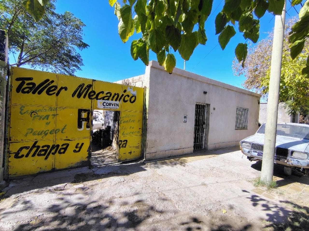 Venta De Casa De Adobe A Metros De Plaza De Trinidad