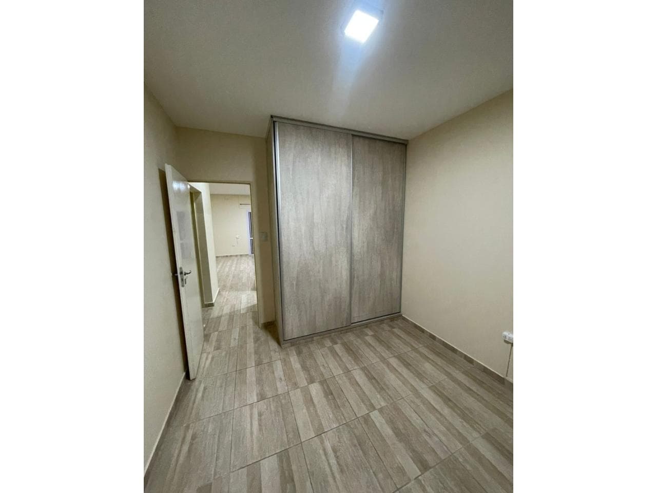Alquiler Departamento Capital, Excelente Zona, Belgrano Pasando Tucuman , 2 Dormitorios Con Cochera