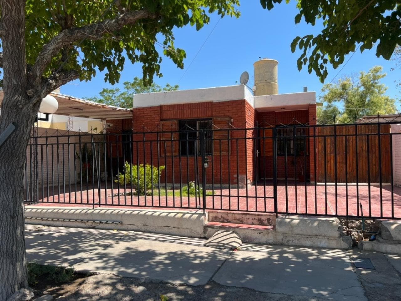 Venta. Casa 3 Habitaciones. Rawson