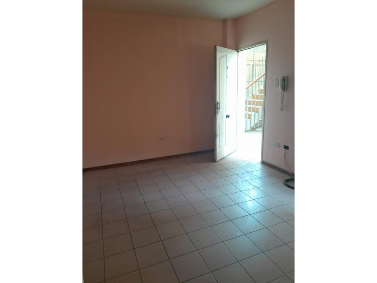 Alquiler Departamento De Un Dormitorio Con Cochera Pleno Centro