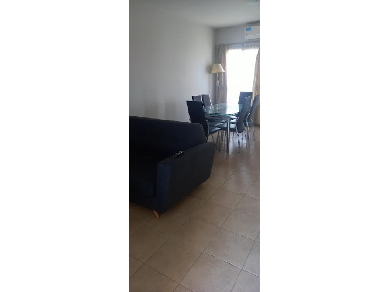 Alquiler Hermoso Departamento De Tres Dormitorios Con Espacio Para Vehiculo