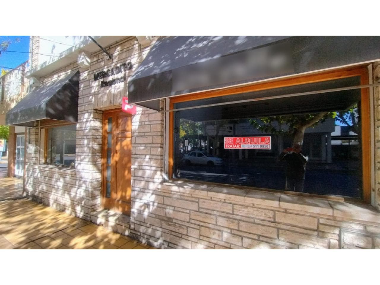 Alquiler. Salón Comercial De Excelenbte Ubicación