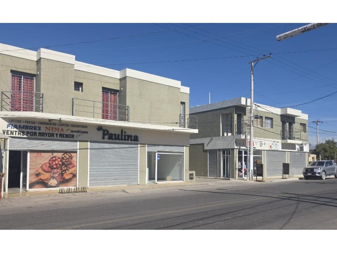 Salon Comercial, Muy Bien Ubicado
