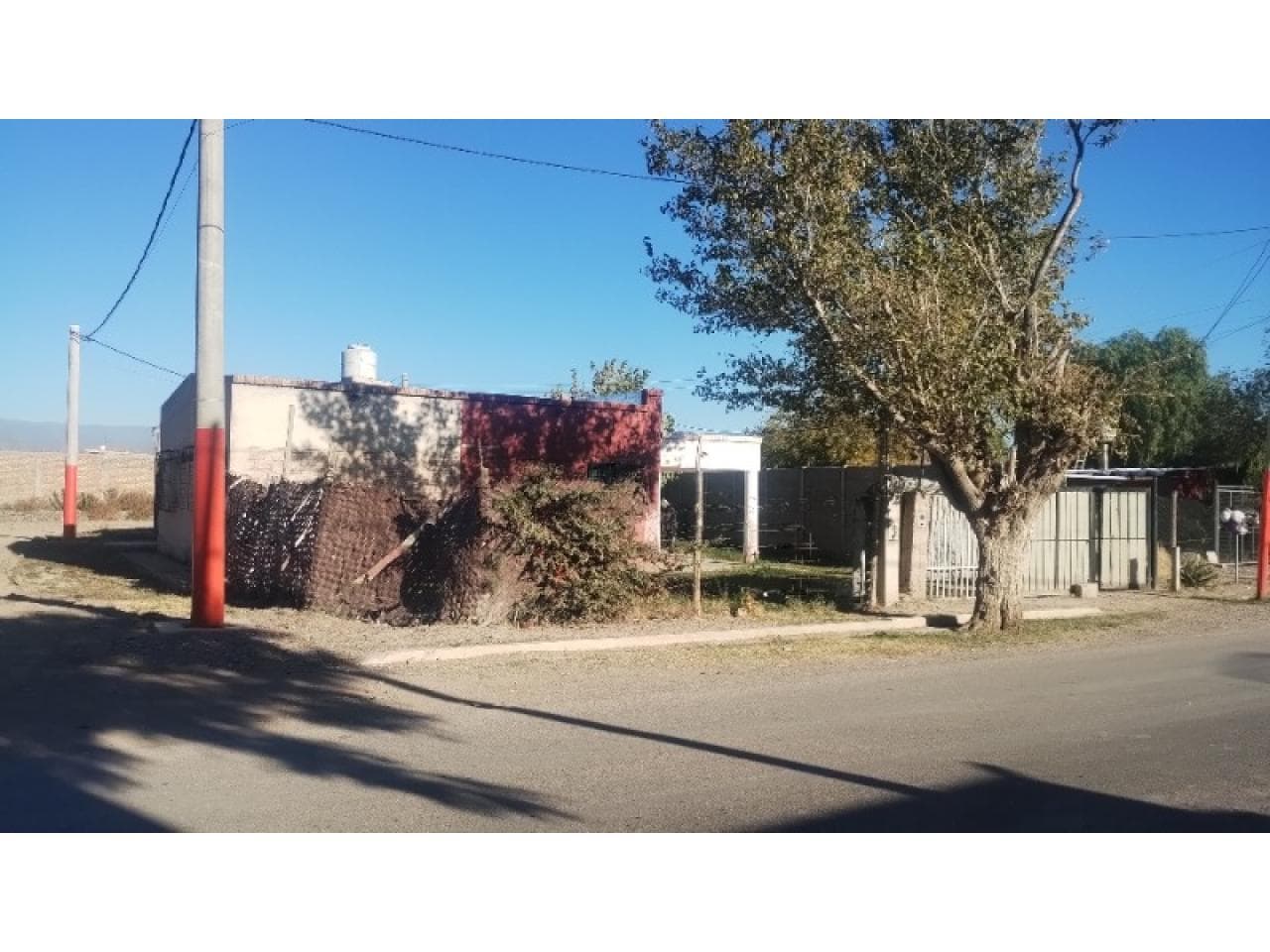 Vendo Casa 2 Dorm + Dpto De 1 Dorm