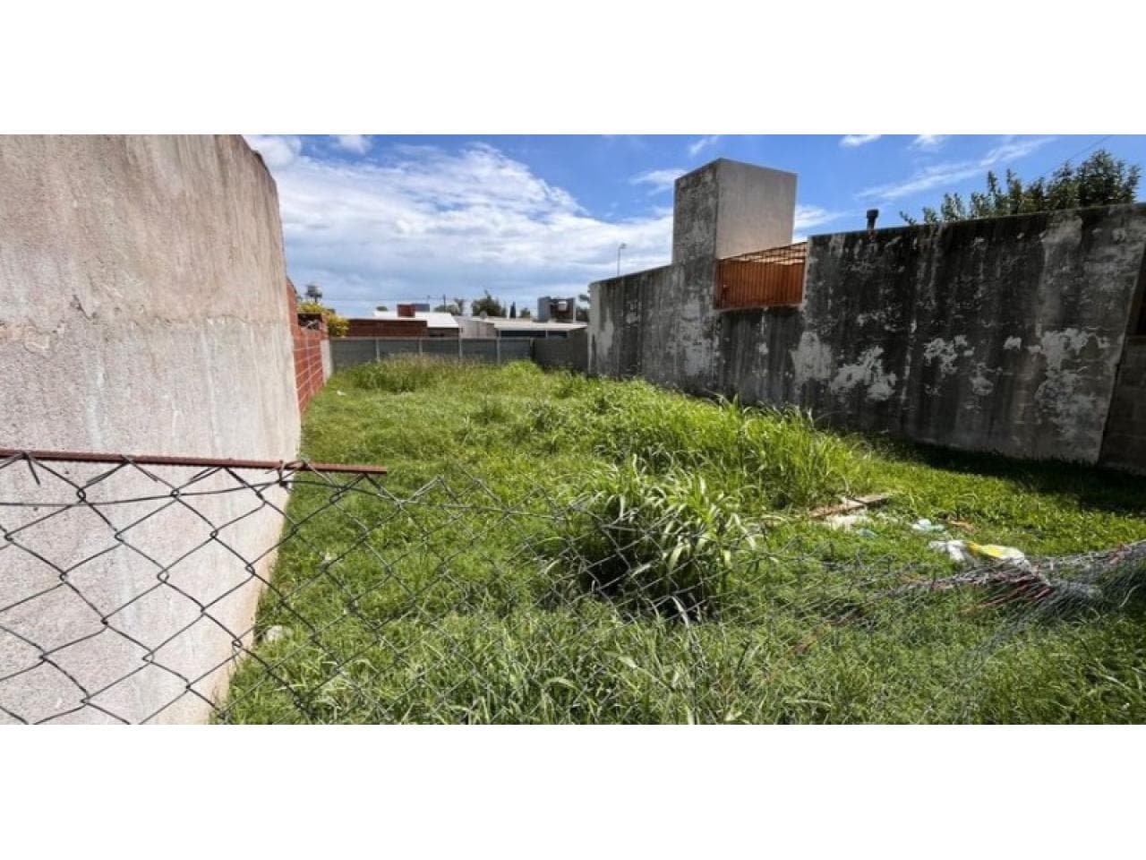 Terreno Cerca Plaza Sta Lucía 527m2 Gas Cloacas Recibo Vehículo Permuta A Convenir Plano 2.026 + Cesión Derechos 22 Años