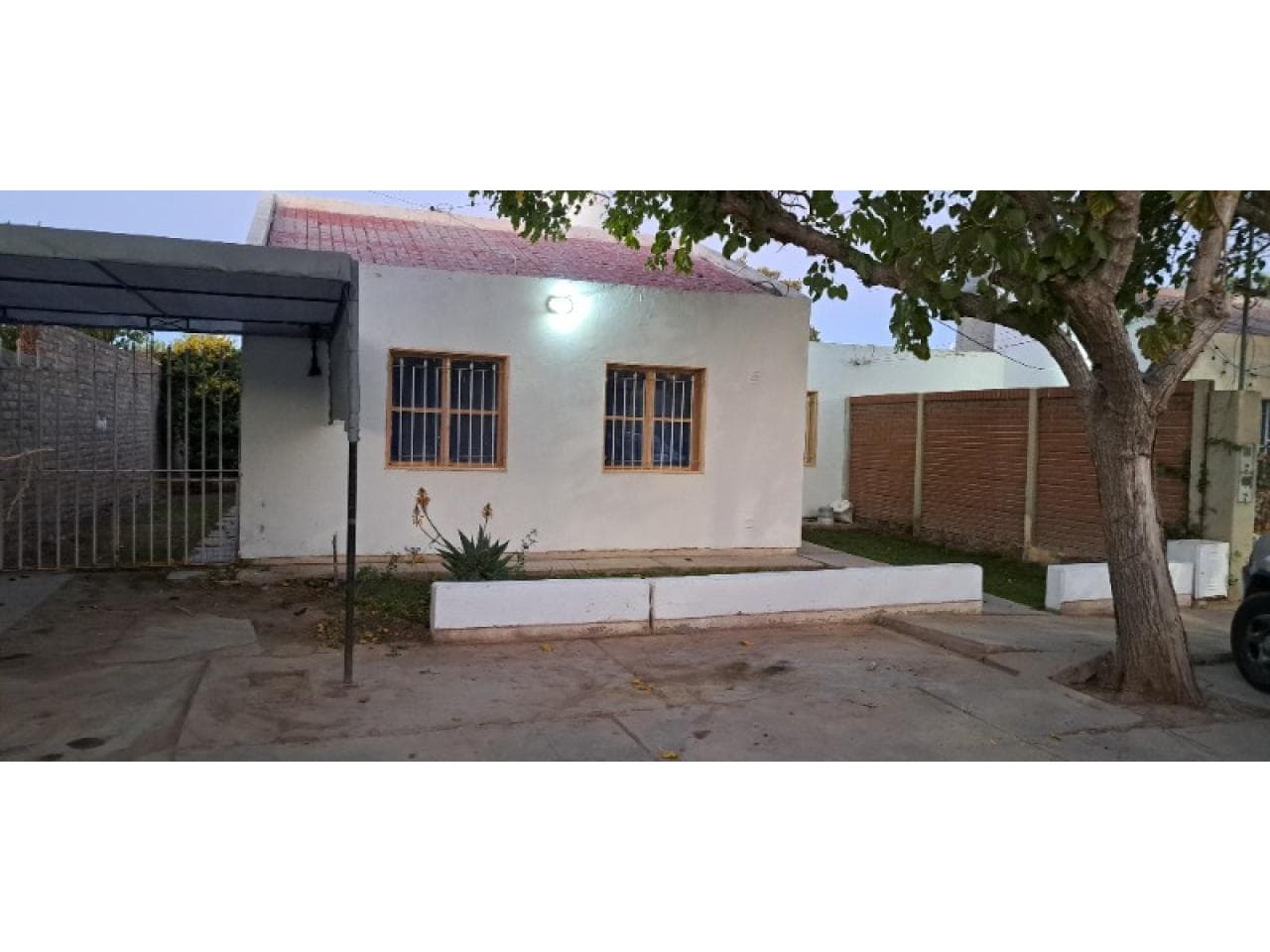 Venta. Casa En Rivadavia