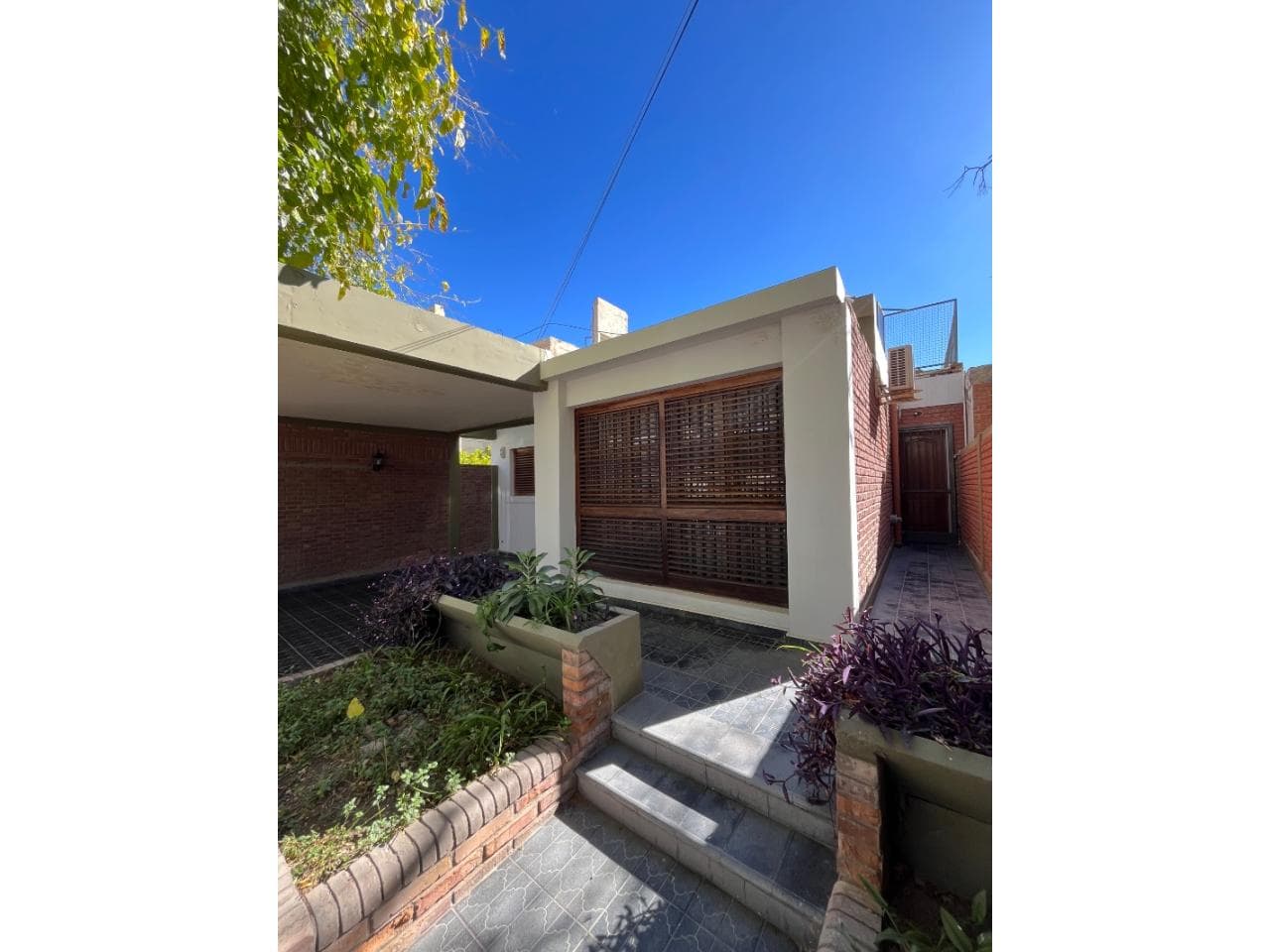 Venta Casa 3 Dormitorios 2 Baños Cochera Terraza Sobre 25 De Mayo Antes De Mitre Apta Crédito Hipotecario