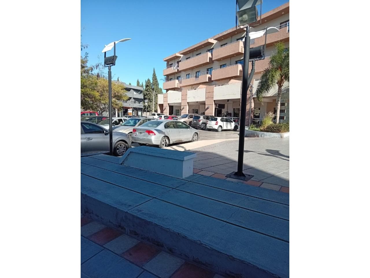 Venta Departamento De Nivel, Amoblado, 2 Dormitorios, 2 Baños, Patio San Ignacio. Capital
