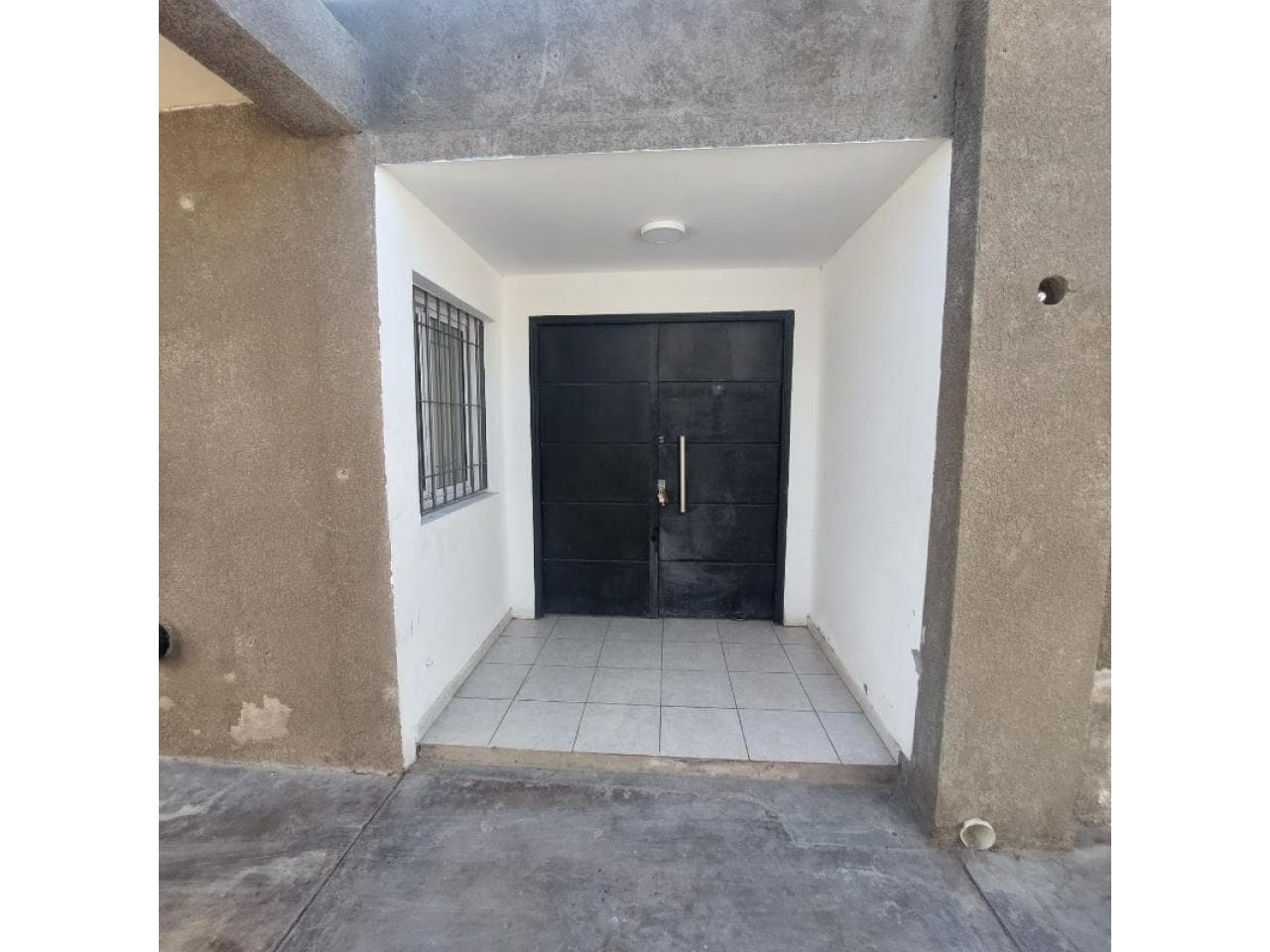 Alquiler Departamento En Capital En P.b 2 Dormitorios