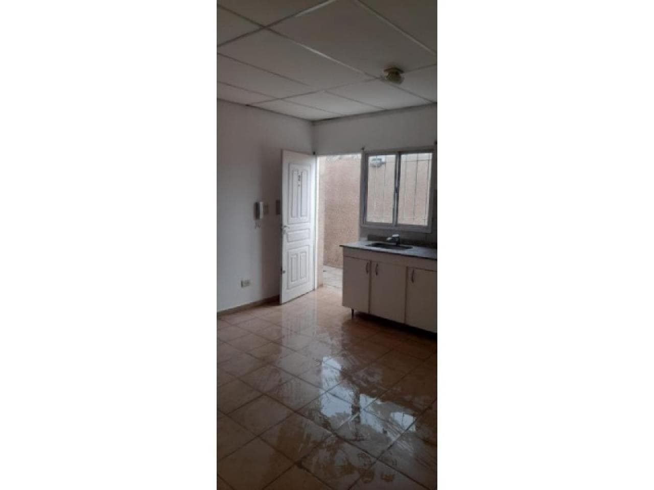 Venta Monoambiente En Calle Lemos A Metros De Superiora. Rawson