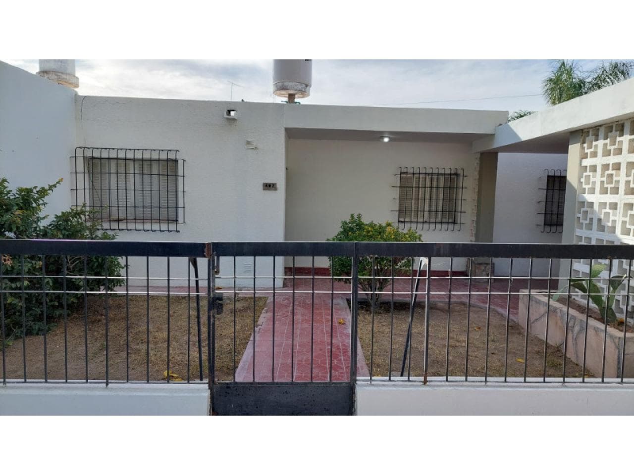 Alquiler De Casa En Barrio Edilco, Rawson, San Juan, Argentina