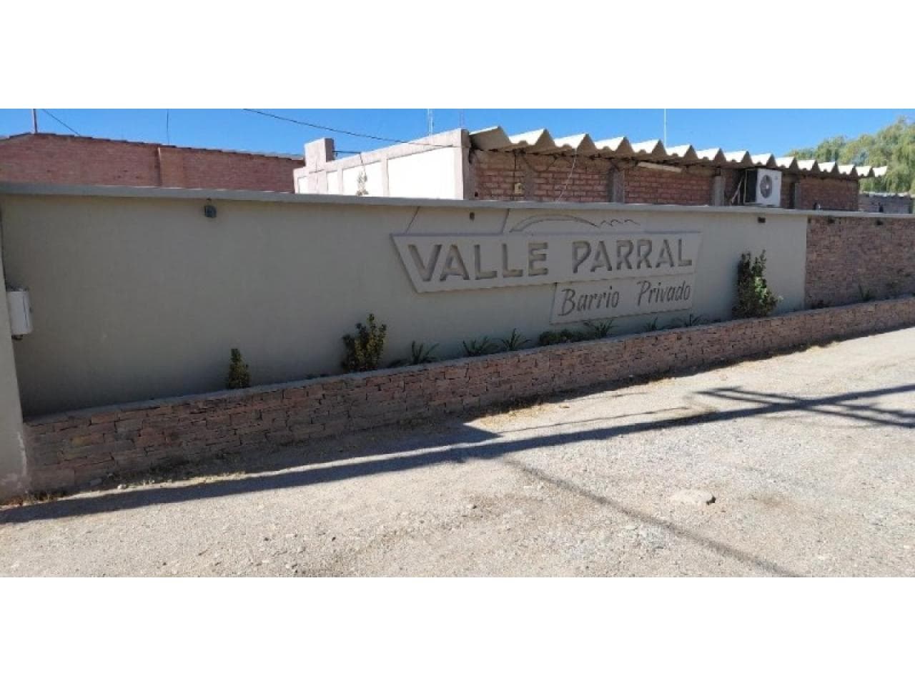 Venta Lotes En Barrio Privado Valle Parral  Rivadavia