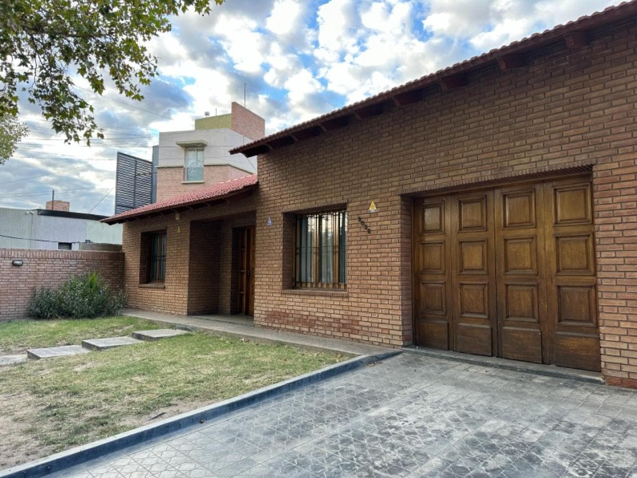 Casa En Venta - Capital - Av. Libertador Gral. San Martin