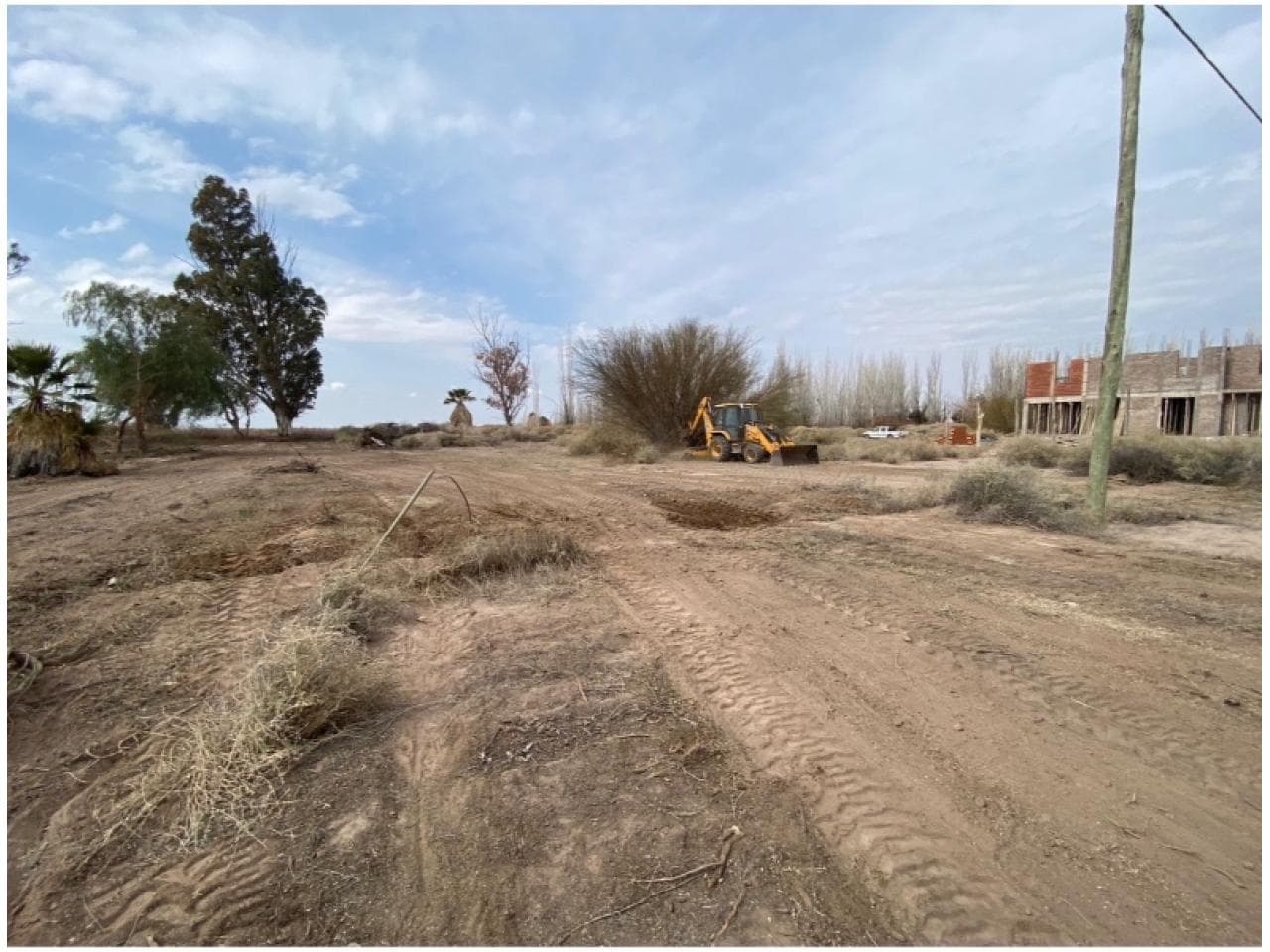 Venta, Terreno Sobre Ruta 40 A Metros De 14. Pocito