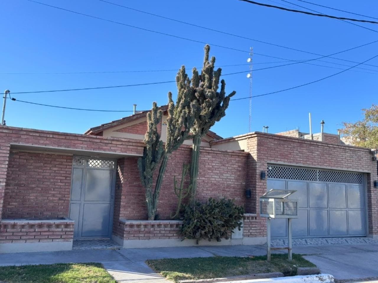 Soledad Cañamero Alquiler Casa En Santa Lucia