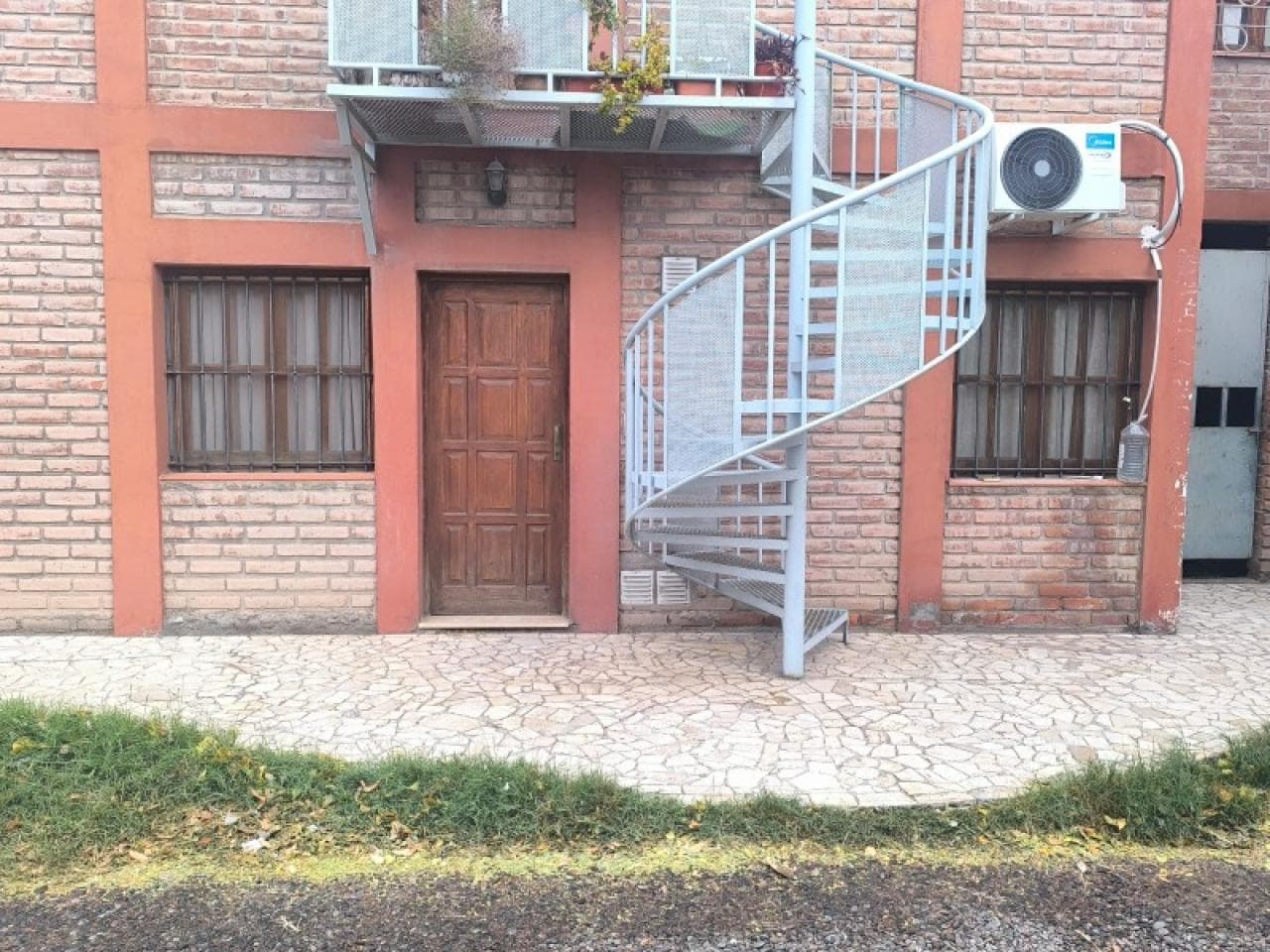 Alquiler. Departamento 2 Dormitorios. Capital