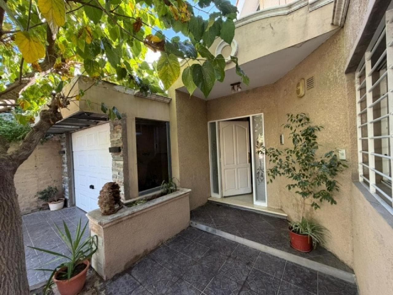 Casa En Venta - Rivadavia