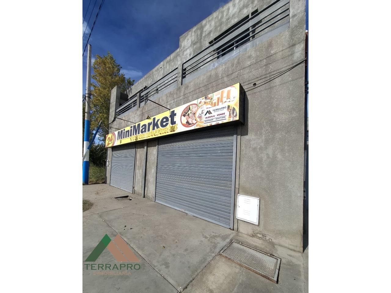 Alquiler Salón Comercial, Calle 10 A Metros De Calle Mendoza