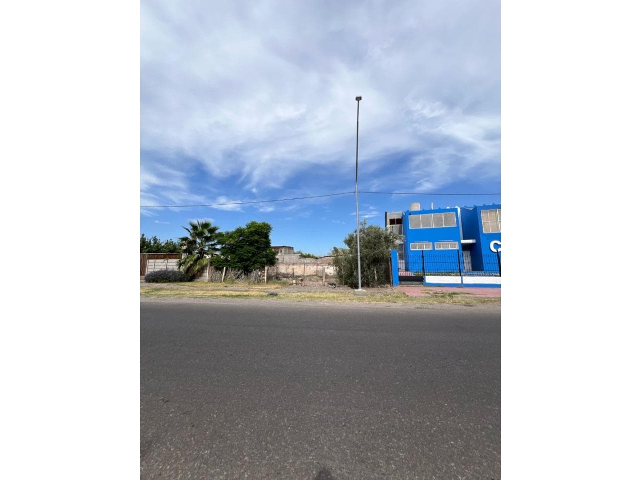 Venta Terreno En Lateral De Circunvalacion. Rivadavia