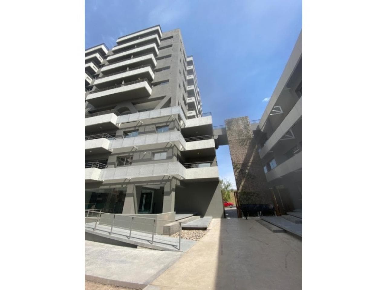 Venta - Exclusivo Departamento En Complejo Catamarán  Goldstein. Capital