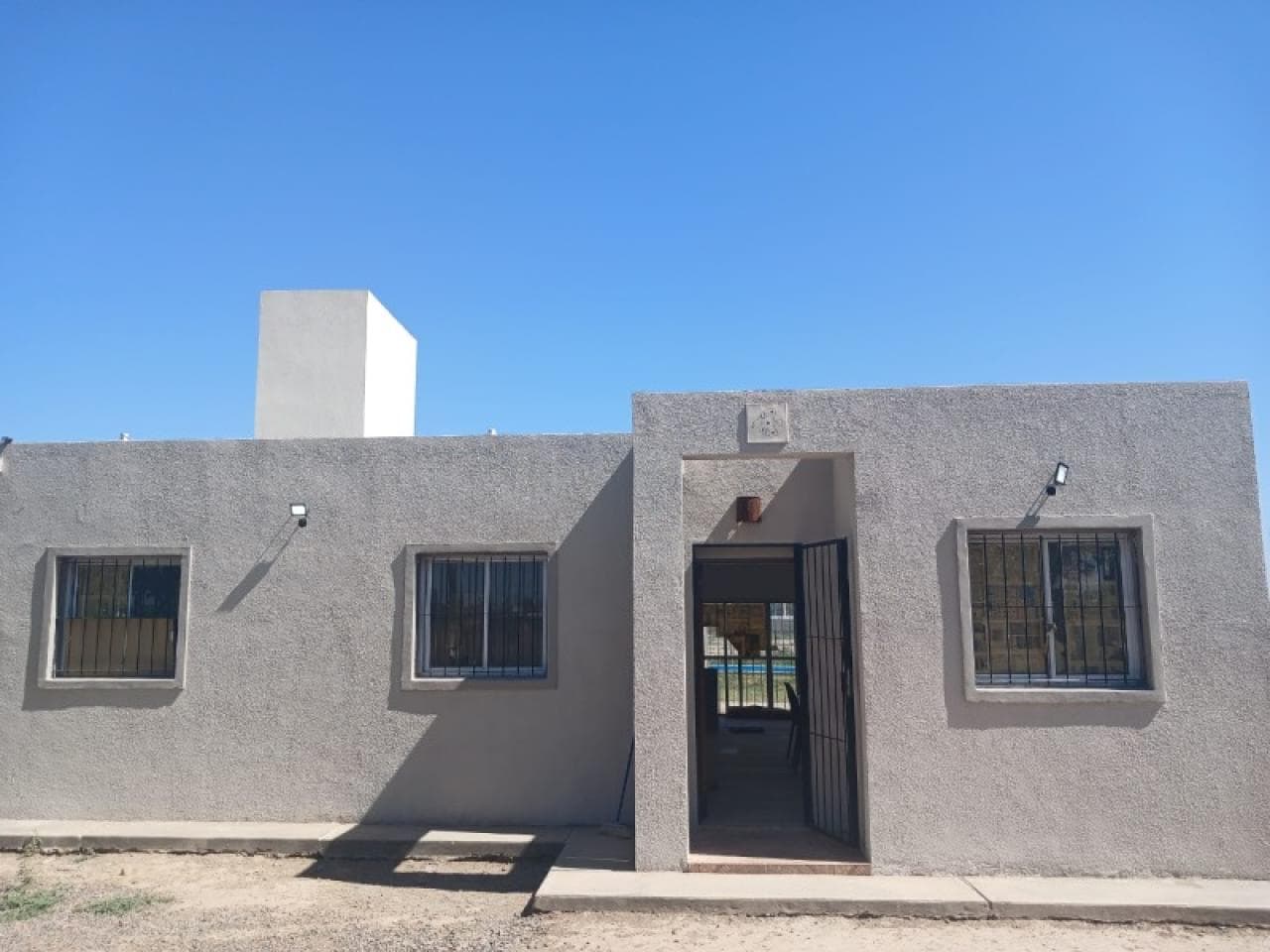 Venta Casa A Metros De Uvt Con Piscina