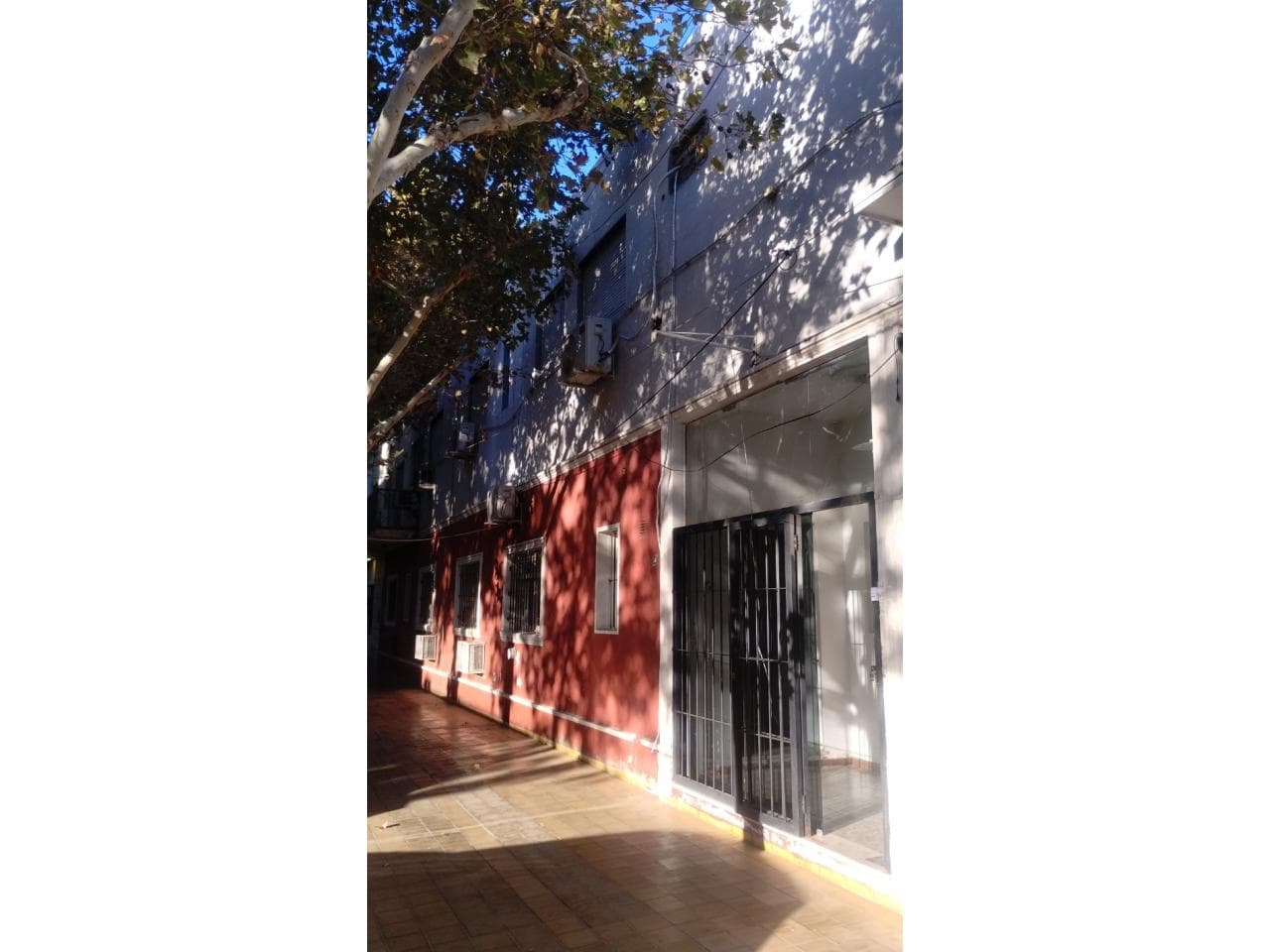 Vendo Local Céntrico Ideal Clínica Y Oficinas