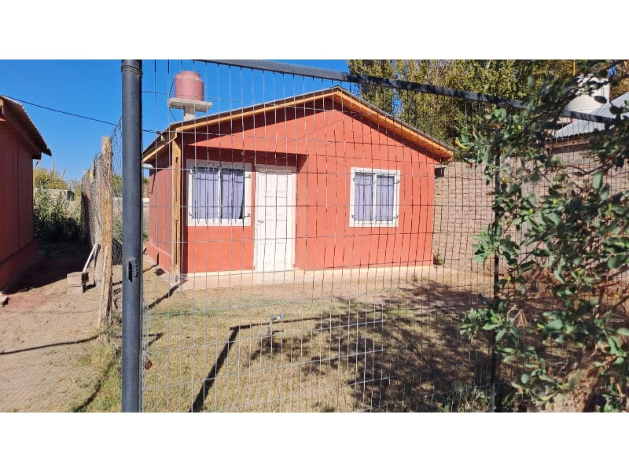 Alquiler. Casa Prefabricada Nacional Y Callejon Garcia. Angaco