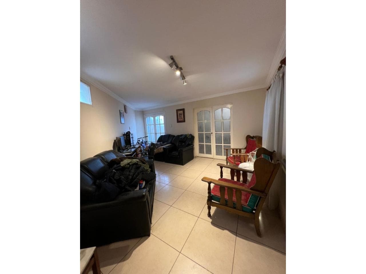 Venta Casa Esquina En Rawson. 3 Dorm. 2 Cocheras. Mls#420981160-37