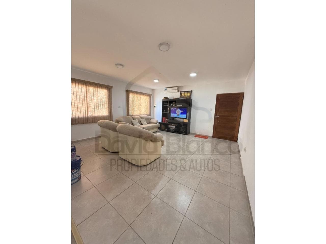 Casa En Venta En Micro Barrio Privado, En Rivadavia. Excelente Entorno Y Ubicación.