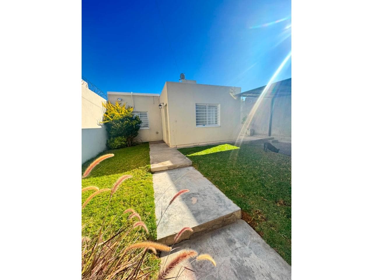 Venta Casa Oportunidad En Barrio Carolina Ii  Capital
