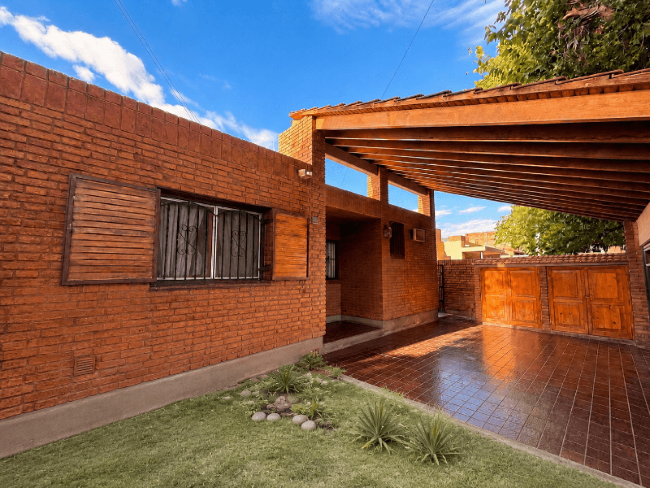 Venta Casa Viví La Calidez Y El Confort En Barrio Stotac