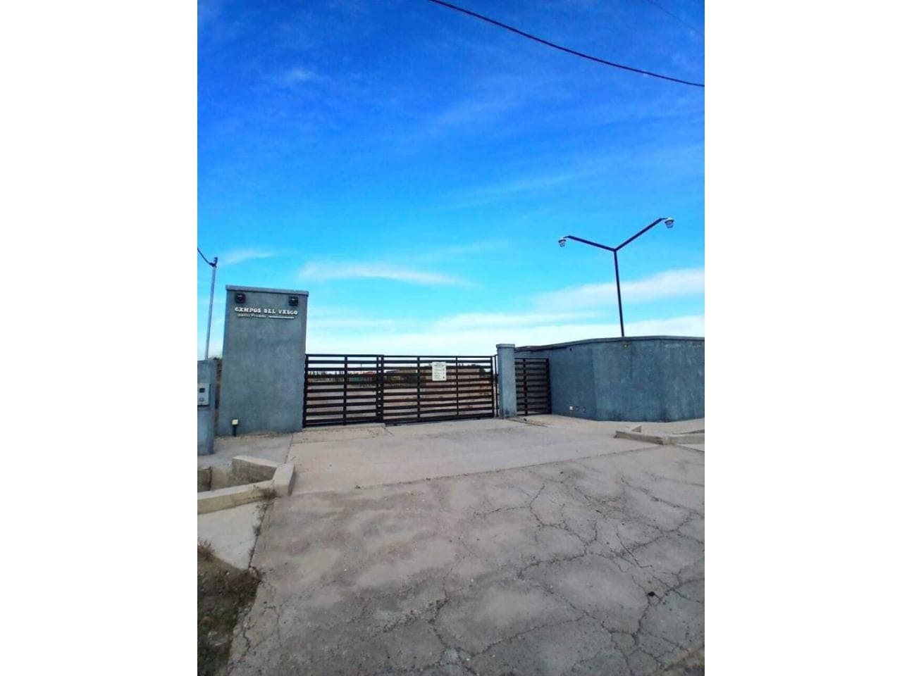 Excelente Lote En Barrio Privado Campos Del Vasco Lote De 1260 Mt2 Con Escritura Y Posesión Inmediata.