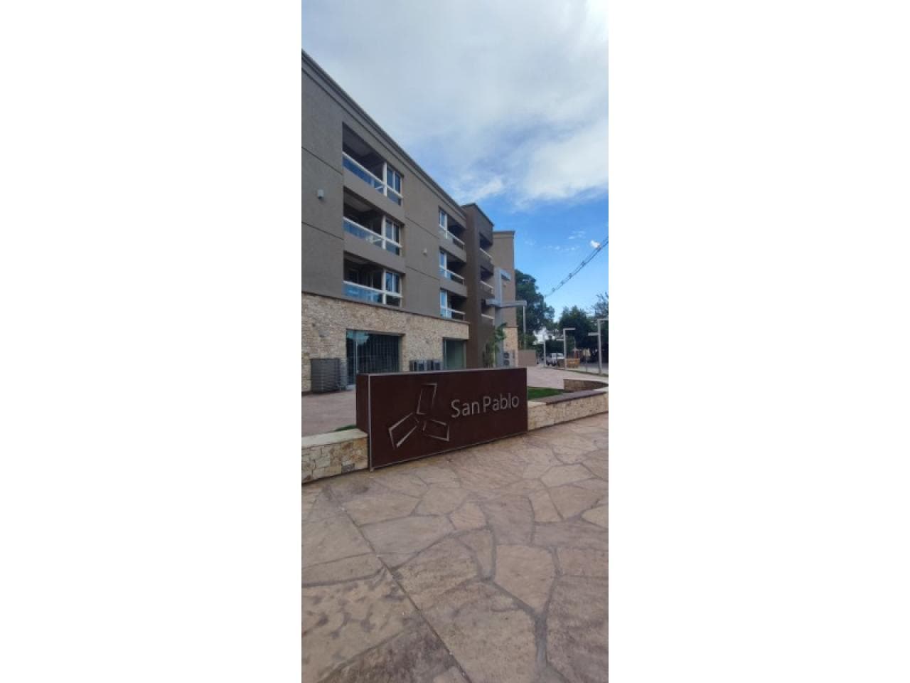 Vendo Departamento En Complejo San Pablo - Santa Lucía 1 Dormitorio,estacionamiento,pileta,parrillero,ascensor  125 Mil