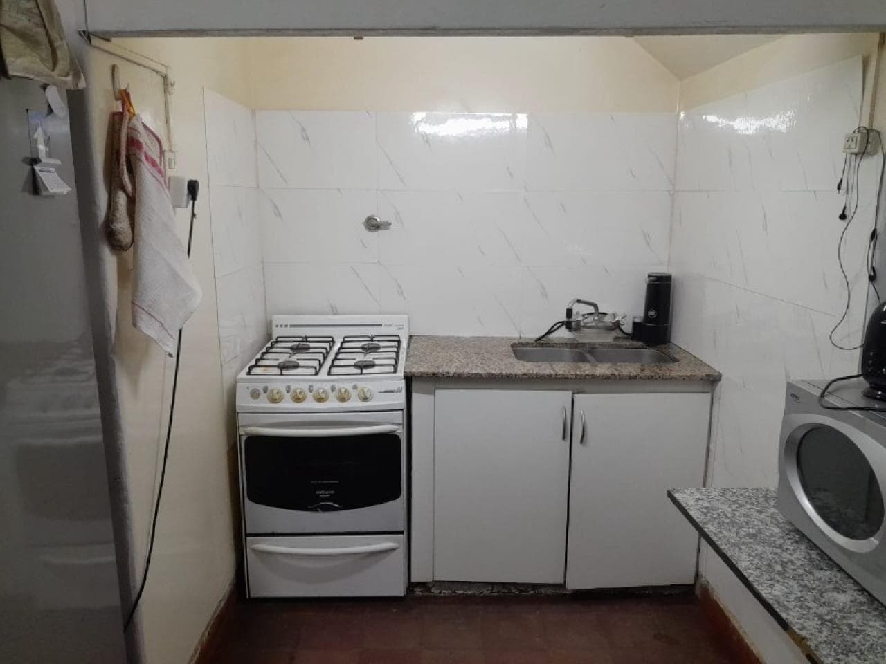 Alquilo Hermosa Casa En Villa Krawse A Una Cuadra De La Plaza.