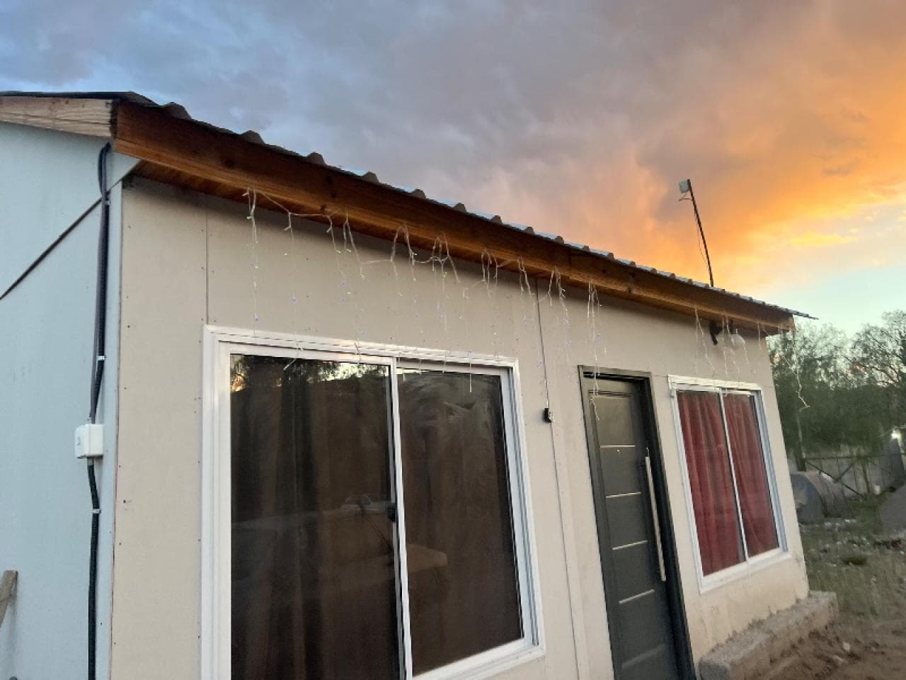 Casa Prefabricada En Zonda Todos Los Papeles Al Día