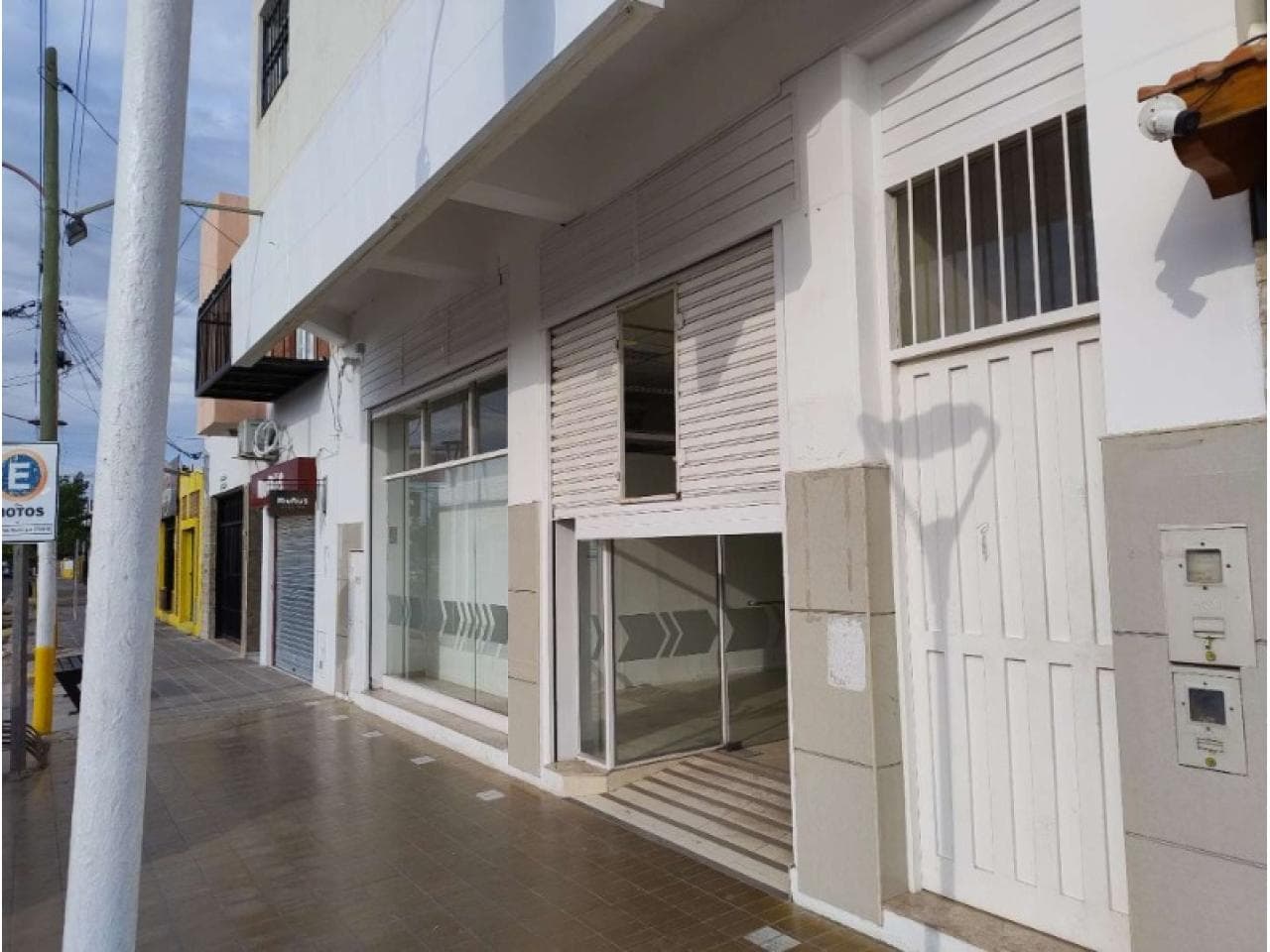 Alquiler Local Con Departamento, Rawson. Mls#420981028-388