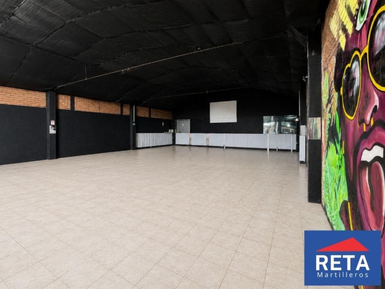 Venta. Galpón / Tinglado 600 M2 Cubiertos En Lateral Norte De Circunvalación S/ Plano. Ex Virgo.