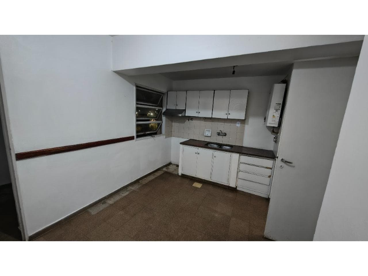 Alquiler Departamento 3 Dormitorios Calle Córdoba Y Urquiza, Capital