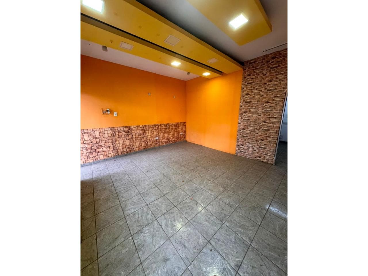 🏡 Alquiler Local Comercial. Microcentro Apto Gastronomia