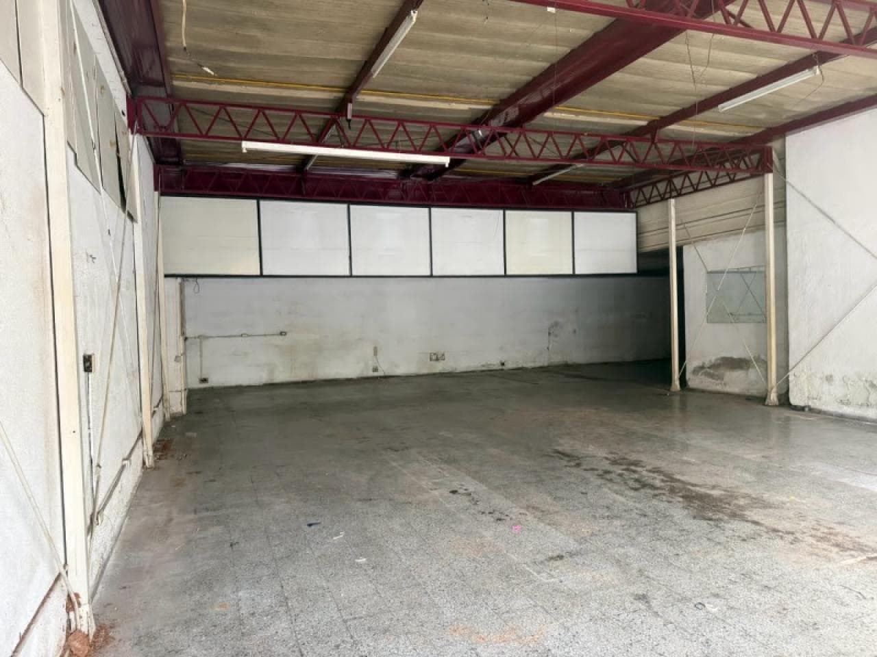 Alquiler Salon Comercial. Capital