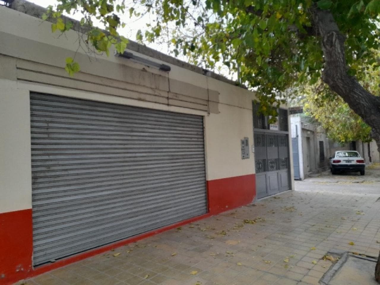 Venta Galpon + Local + Casa 4 Dorm 2 Baños