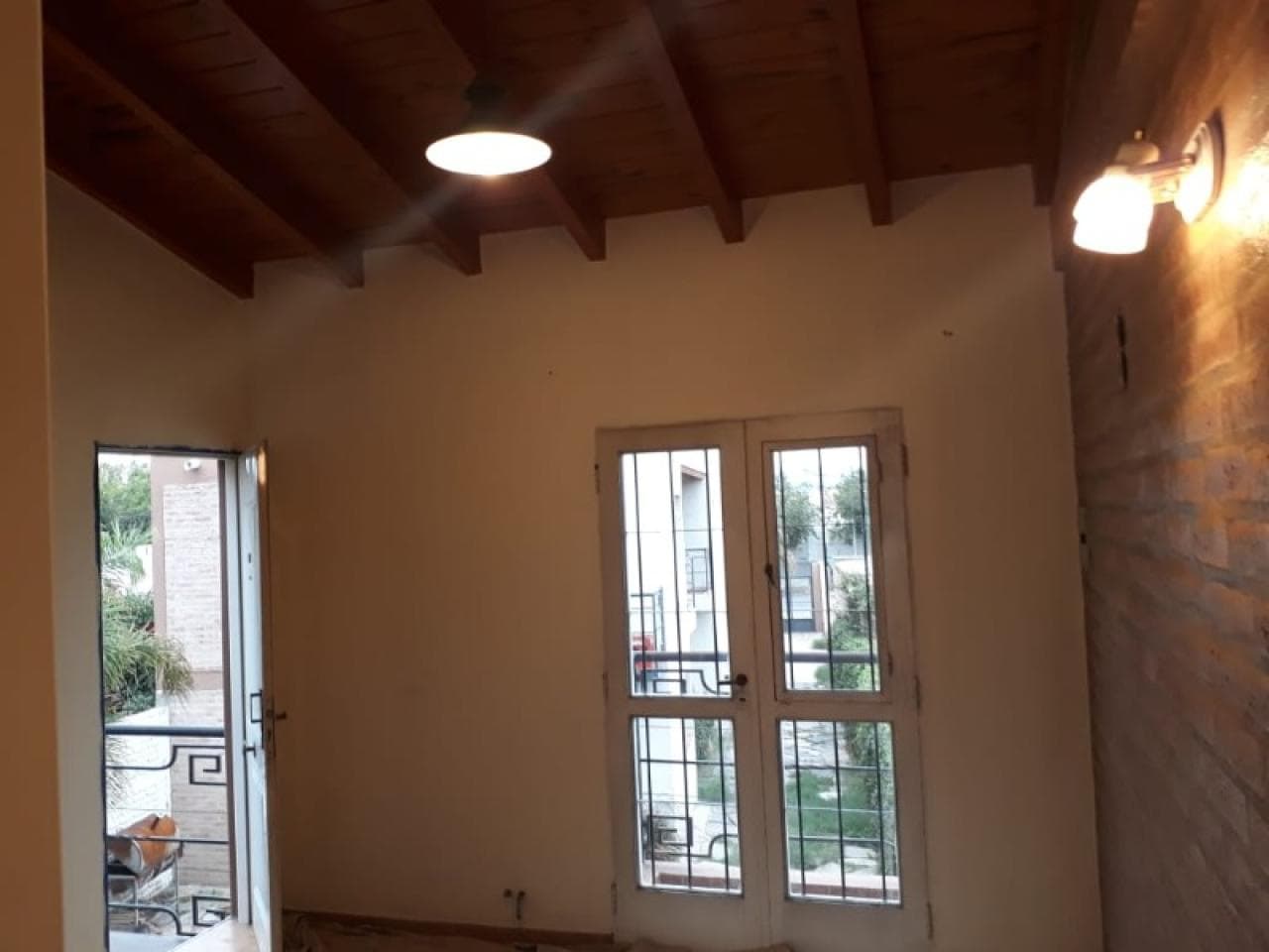 Alquilo Departamento Céntrico 2 Dorm Con Cochera
