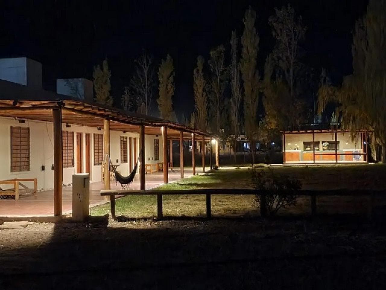 Venta Complejo De 6 Departamentos. Calingasta