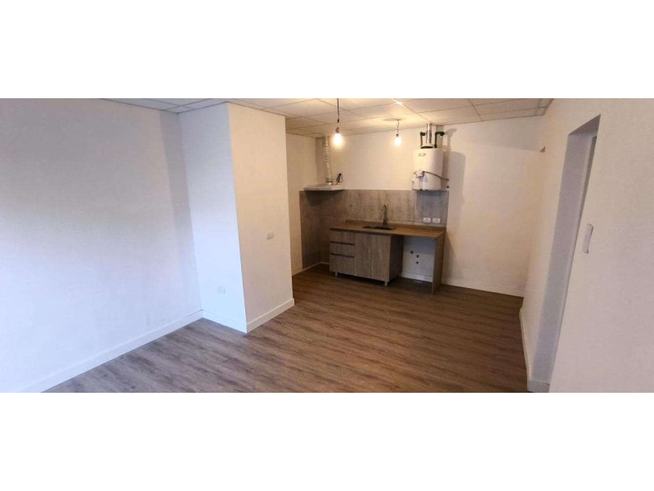 Alquiler. Impecable Departamento A Estrenar. 1 Dormitorio A Metros De Centro Cívico. (idp Gj013)