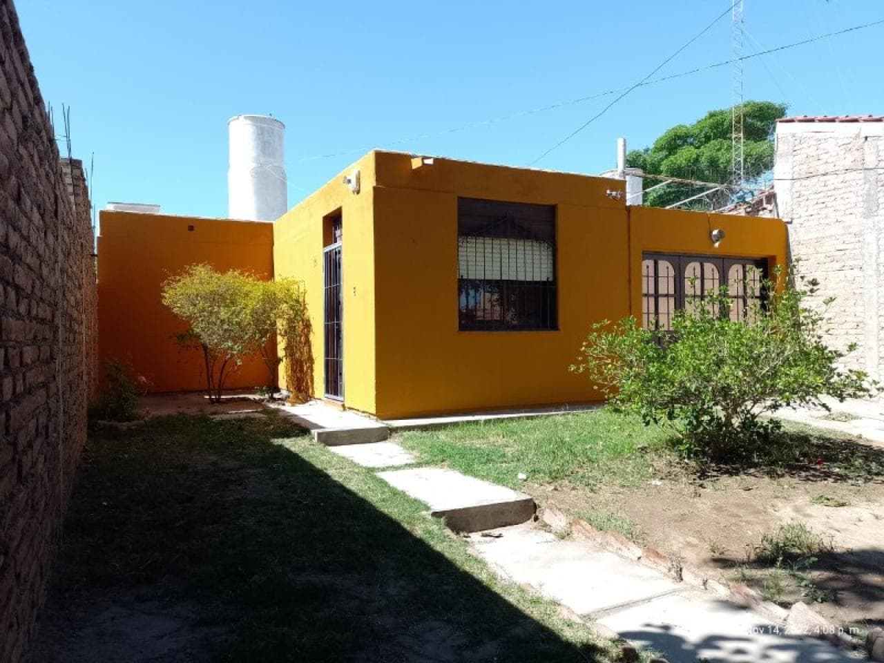 Alquilo Casa Barrio Illia, Amueblado, 2 Dormitorios, Rivadavia, Excelente Entorno, Aire Acondicionado, Gas Natural