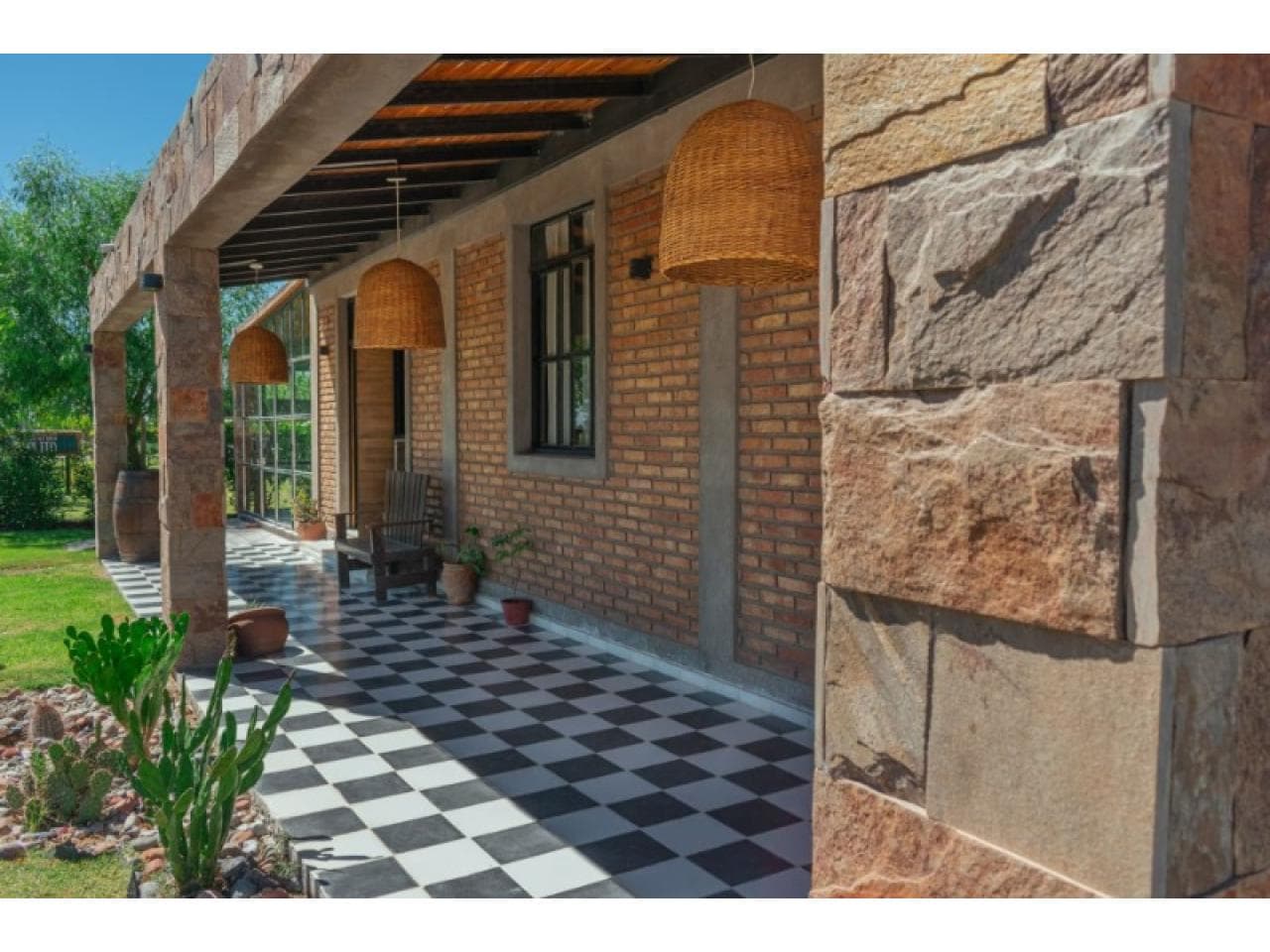 Alquiler Casa Residencial/ Empresa. Pocito. Mls#420981152-94