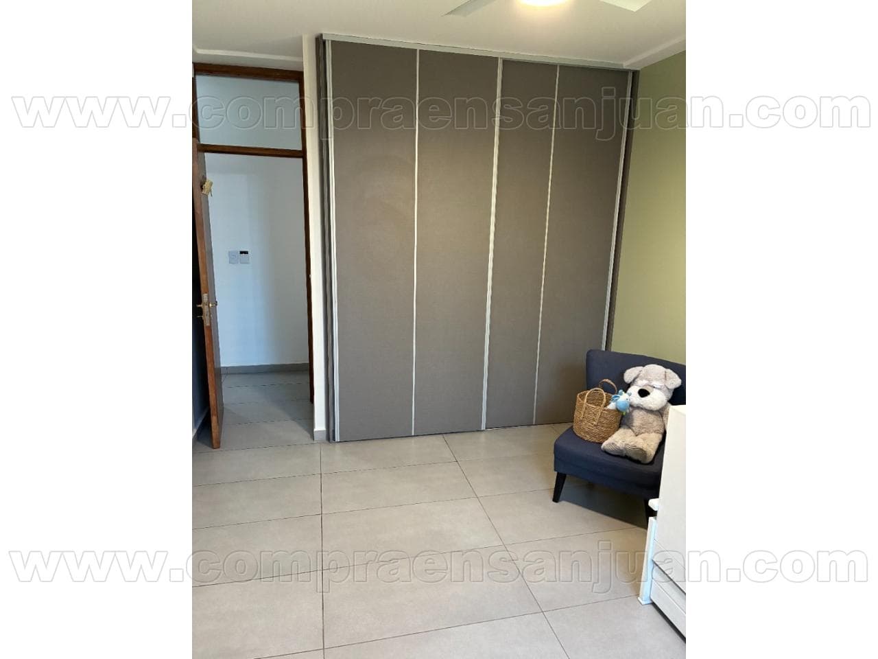 Dueño Vende - Casa De Categoría En Rivadavia - Barrio Cooperarq Viii.