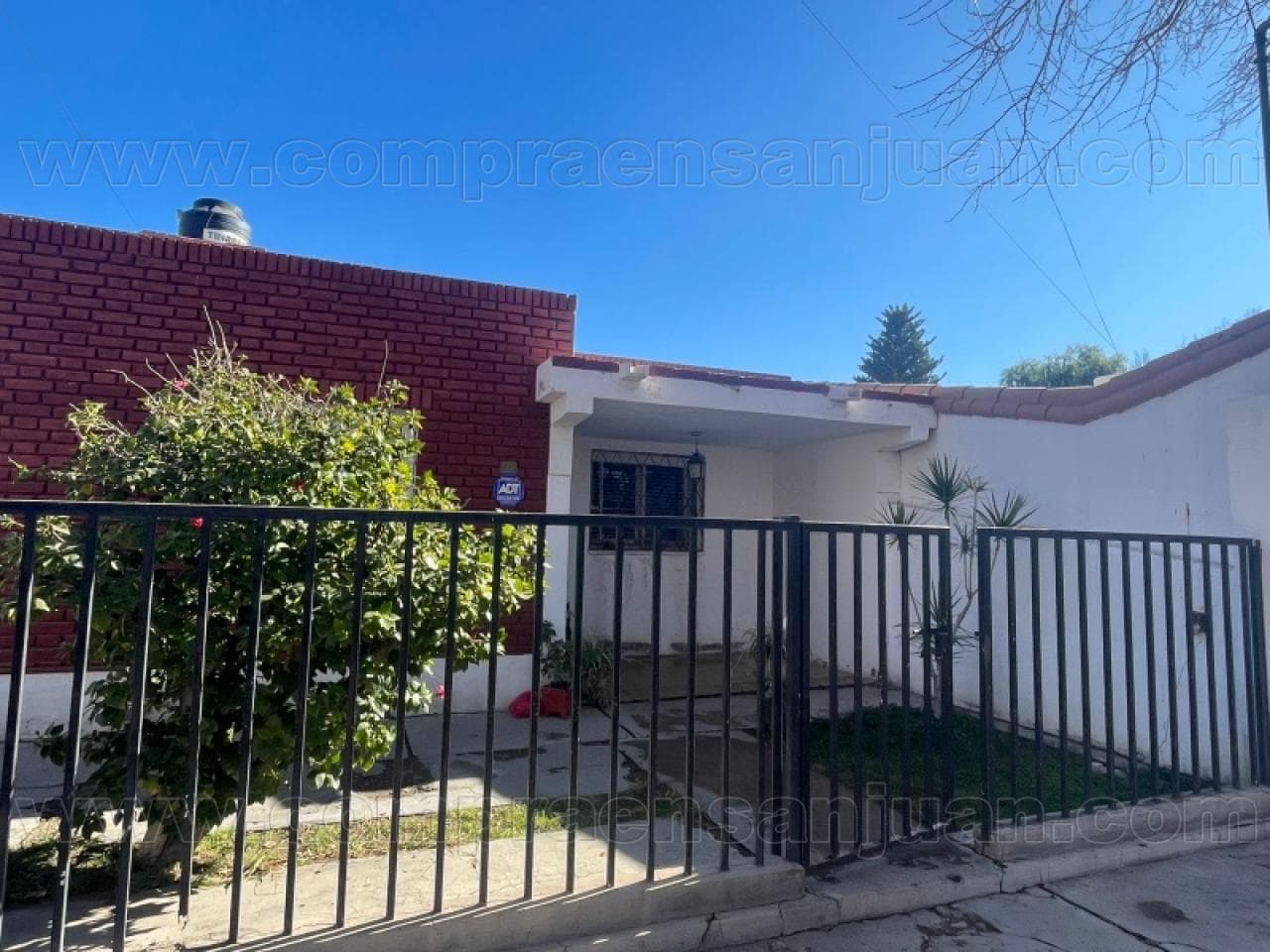 Venta Casa + Amplio Lote En Desamparados. Capital