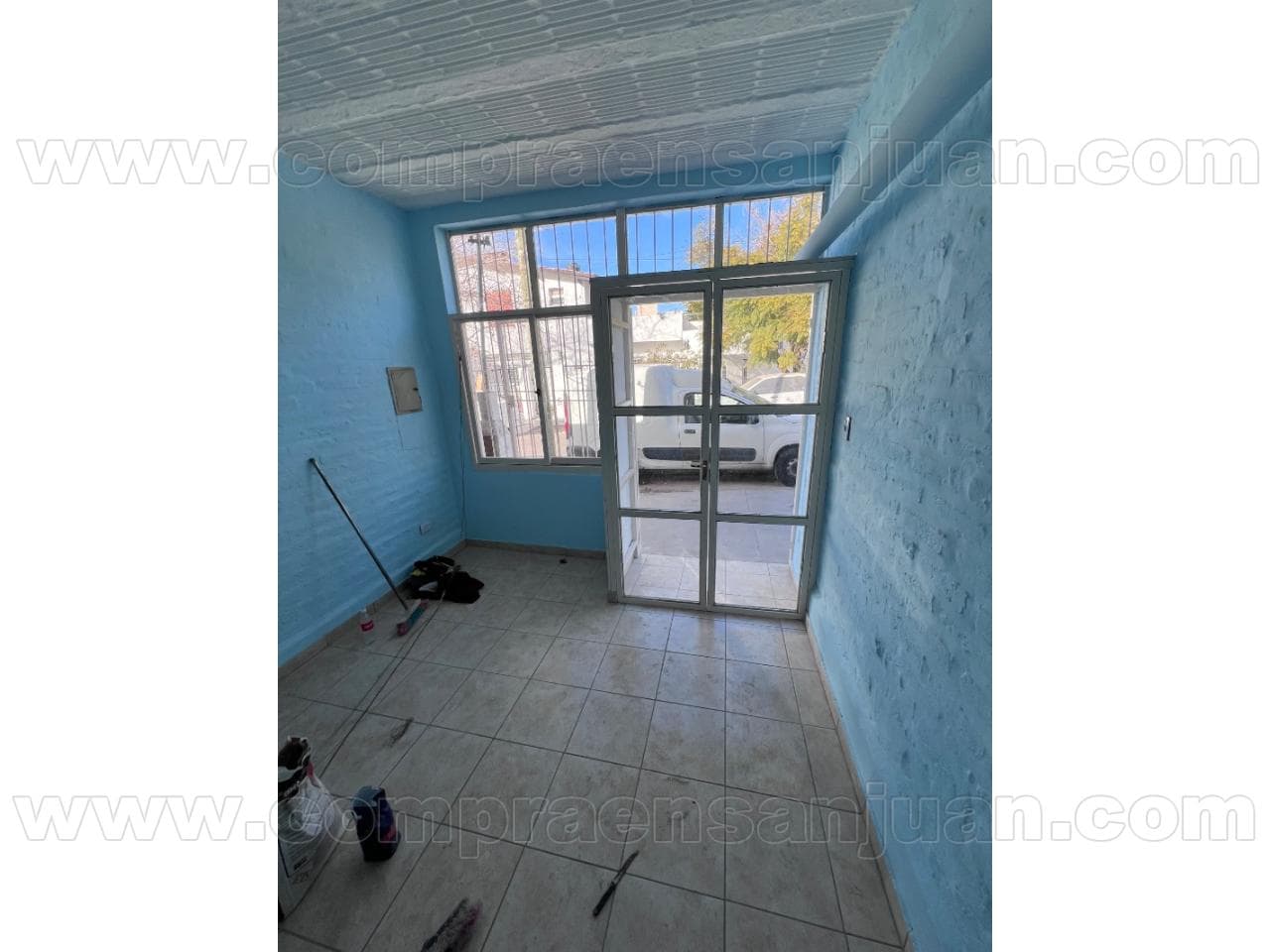 Alquiler Local Comercial / Espacio Multifuncional En Alquile